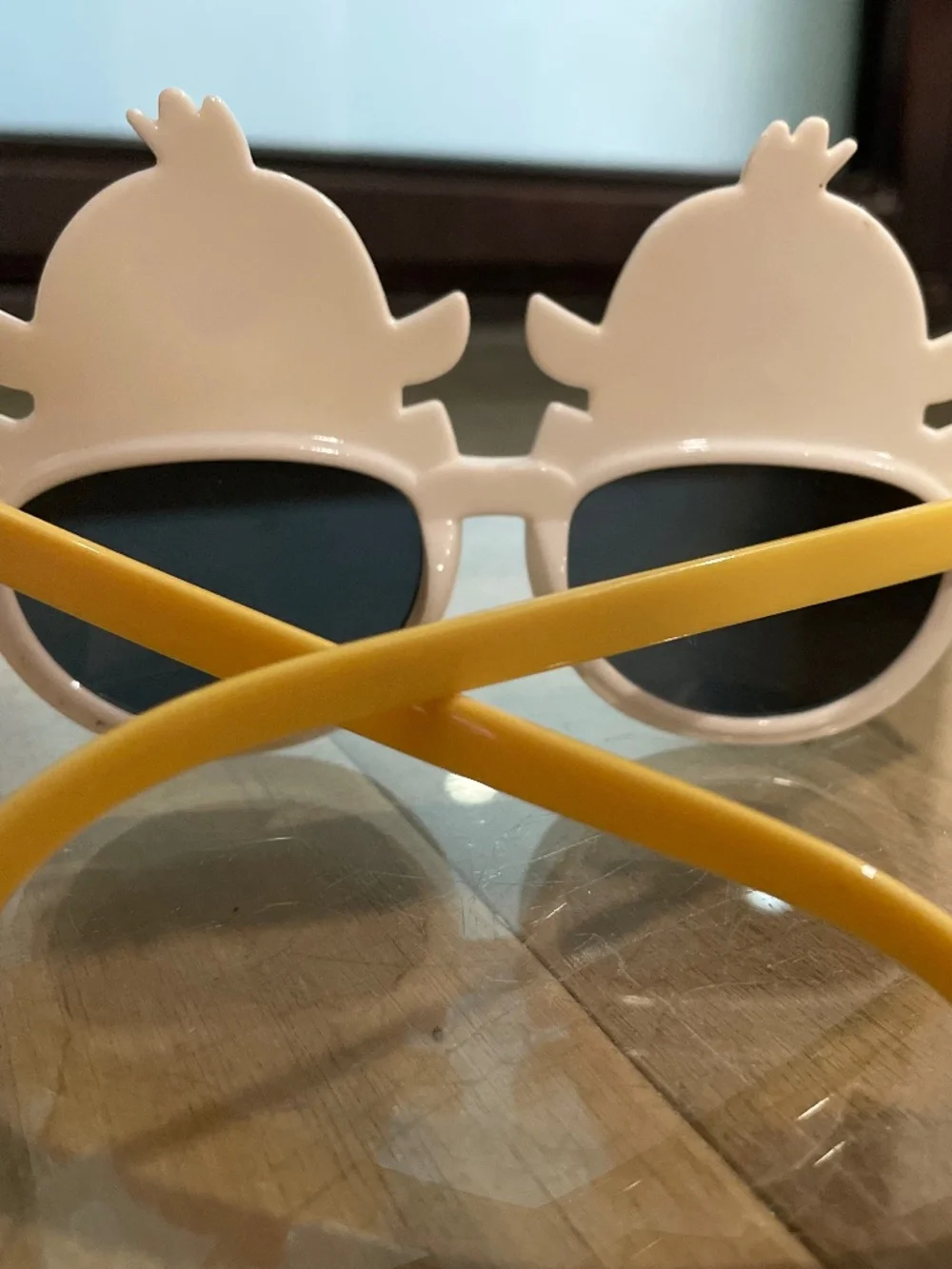 Excellent Condition Toddler Chick Sunglasses